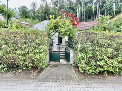 EINFAMILIENHAUS IN RUHELAGE MIT GROSSEM POTENZIAL