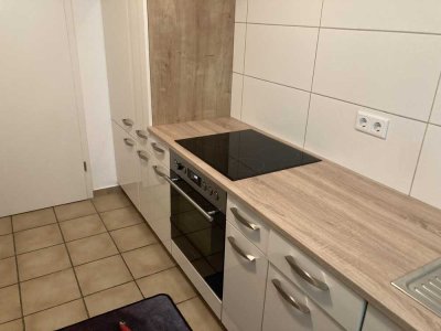 Kellerwohnung mit moderner Einbauküche und Geräten – Nachmieter gesucht