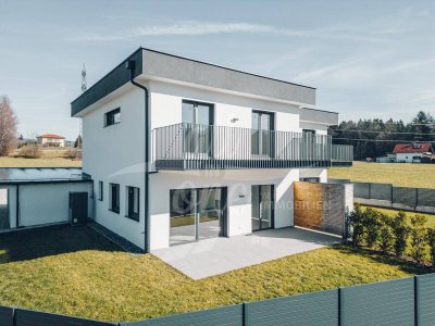 Erstbezug in Bestlage: Hochwertige Doppelhaushälfte mit Waldblick in Lind ob Velden