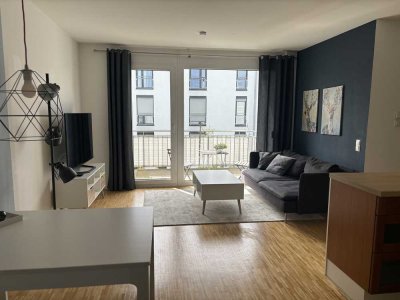 Neuwertige 2-Zimmer-Wohnung mit Balkon und Einbauküche in Karlsfeld