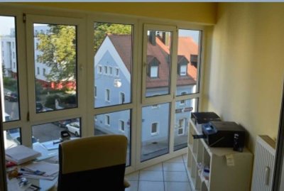 2,5-Zimmer-Wohnung mit Balkon und Wintergarten in Regensburg