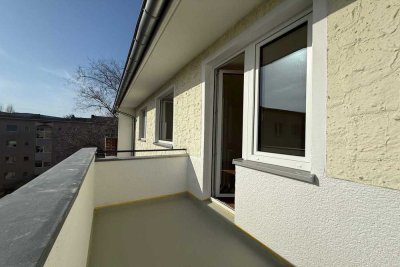 1,5 Zi. Erstbezug Sprengelkiez nah BHT+Charité: 4.OG mit Balkon, Regendusche, Parkett / Provis.frei