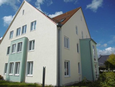 Sonnige 2-Zimmer-Wohnung mit Terrasse und Pkw-Stellplatz in Gransee