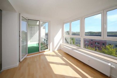 Beispielwohnung - Großzüge 3- Raumwohnung mit Wintergarten und Balkon