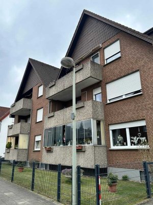 Attraktive 2-Zimmer-Dachgeschosswohnung mit Balkon in Rheda-Wiedenbrück