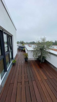 Staffelgeschoss mit 33 qm Dachterrasse