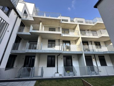 JETZT INVESTIEREN! Erstbezugstraum in ruhiger Lage - 3 Zimmer inkl. Küche und südseitigem Balkon