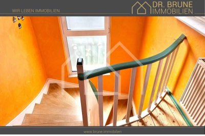 PROVISIONSFREI !! Top Zweifamilenhaus mit Garten & Doppelgarage