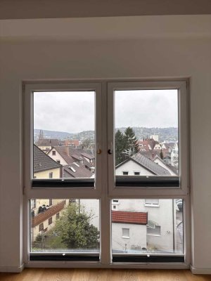 3 Zimmer Wohnung mit Balkon in Stuttgart-Obertürkheim