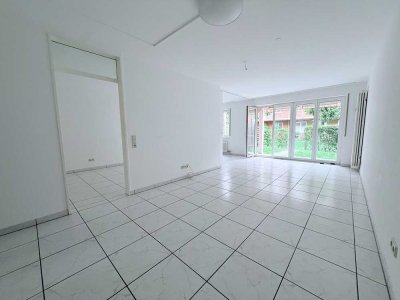 Helle 2-Zimmer-Wohnung mit eigenem Garten in ruhiger Lage