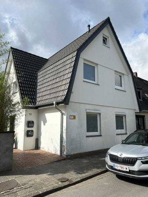 Preiswertes, saniertes 5,5-Zimmer-Reihenendhaus in Delmenhorst Mitte