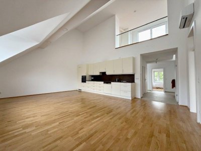 Dachgeschoßmaisonette - 2 Zimmer - Wohnküche - schöne Terrasse!