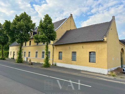 Ein Stück Geschichte - moderner Vierkanthof in Pulheim