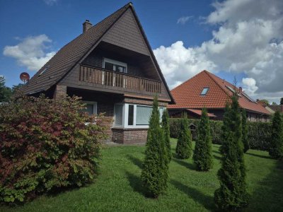 ***Einfamilienhaus mit Wintergarten und Garage in Norden***PROVISIONSFREI