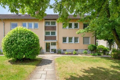 Freigezogene renovierte 3 - Zimmer Eigentumswohnung ca. 65 m² mit Loggia in Mülheim-Altstadt II