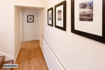 Charmante 71-m²-Maisonette mit Balkon und Garage