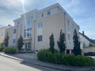 wundervolle barrierefreie 4 Zi.Whg. mit eigenem Garten in zentraler Lage von Lohmar