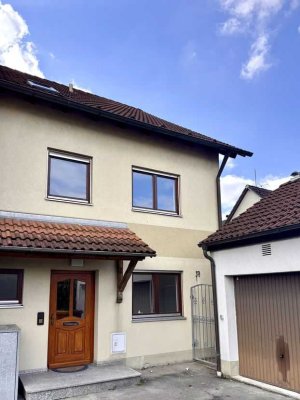 Erstbezug nach Sanierung: großes 6-Zimmer-Haus mit gehobener Innenausstattung zur Miete in Augsburg