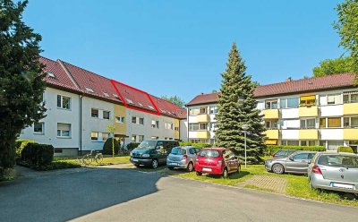 Ruhige, grüne Wohnlage, großer Balkon! Leerstehende Dachgeschoss-Eigentumswohnung in Berlin-Lankwitz