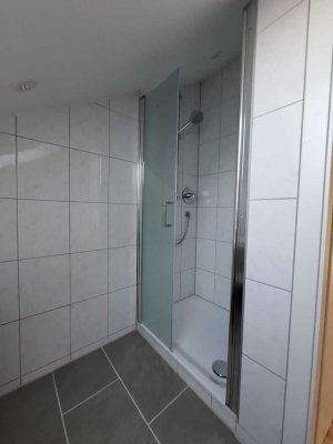 Geschmackvolle 3-Zimmer-DG-Wohnung mit Balkon und Einbauküche in Schorndorf-Weiler
