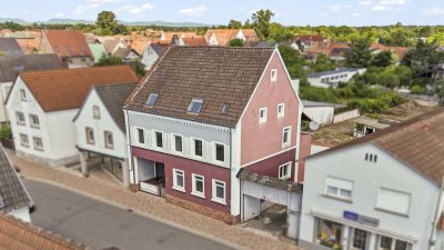 Sanierungsbedürftiges Mehrfamilienhaus mit Bauplatz in zweiter Reihe!