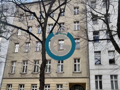 MITTEN IN MITTE - CHARMANTER ALTBAU MIT HOHEN DECKEN & PARKETT - ZUR ZEIT VERMIETET