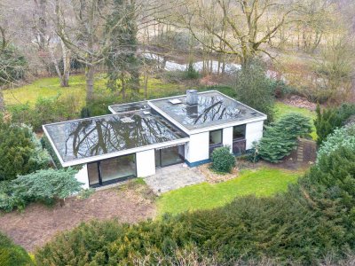 Bungalow mit großem Grundstück und Blick auf die Krückau