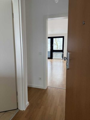Renovierte 4-Zimmer-Wohnung (ca. 103 m²) mit 2 Balkonen in Oberursel – nahe Bahnhof & Einkaufsmöglic