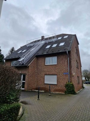 Sanierte, helle 2 Zimmer Wohnung provisionsfrei zu vermieten!