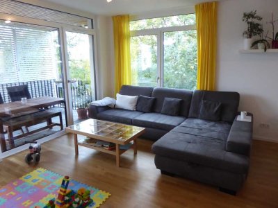 Für max. 1 Jahr: Gehobene 4-Zimmer-Wohnung mit Balkon und Einbauküche in Alsterdorf, Hamburg