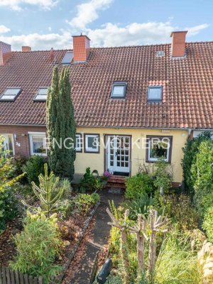 Attraktives Reihenmittelhaus in beliebter Wohnlage mit großem Garten und Garage