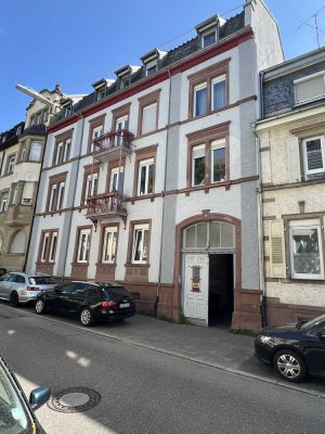 Sehr schöne und großzügige  3-Z-Altbauwohnung (Maisonette) in Karlsruhe-Durlach zu vermieten