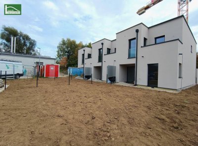 Eckreihenhaus mit tollen Außenflächen - Stadt trifft Natur - Eigengarten + Terrasse + 2 Balkone!