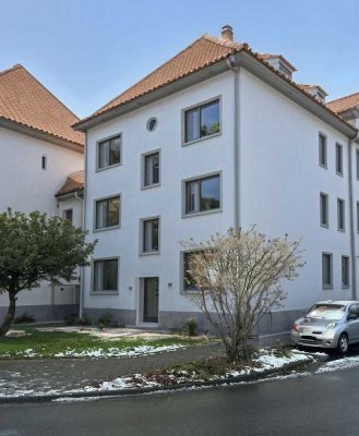 Hochwertig sanierte ETWs von 59-73qm, Garten und Balkon – Wohnen am Park mit bester Anbindung!