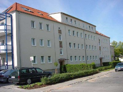 große behindertengerechte 2-Zimmer-Wohnung sucht passenden Mieter