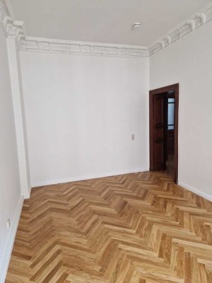 sanierte 3-Raum Wohnung mit Küche in zentraler Lage