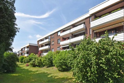 Weitblick inklusive: renovierungsbedürftige 3-Zimmer-Wohnung mit Balkon in gepflegter Wohnanlage