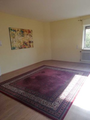 Kleine Single Einliegerwohnung mit Gartenmitbenutzung