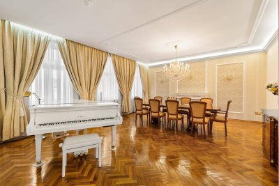 Exklusives Wiener Stadthaus mit 350m² Wohnfläche: Purer Luxus im Westen von Wien