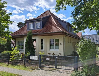 Für Gartenliebhaber! 3-Zimmer-Dachgeschosswohnung