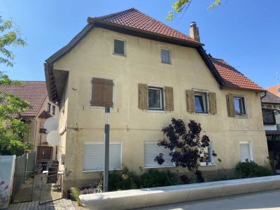 2-3 Familienhaus mit Garagen in Zentrum von Eppingen