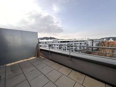 Bezaubernde DG-Maisonette ohne Schrägen mit 3 Terrassen