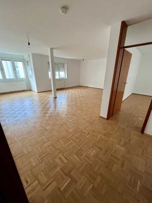 Helle, offene 2-Zimmer Wohnung zentral in Rastatt