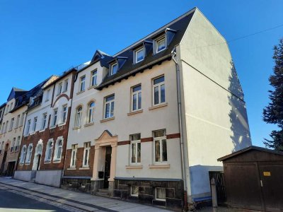 Schöne 2 - Zimmerwohnung - 1. Obergeschoss - in Falkenstein