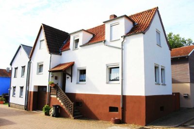 Attraktives und gepflegtes 5-Raum-Einfamilienhaus mit EBK in Insheim