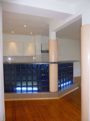 3-Zimmer Altbauklassiker in zentraler Lage