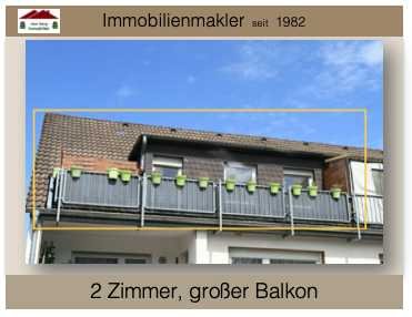 Dürscheid: gemütliche 2 Zimmer Dachgeschosswohnung mit Balkon