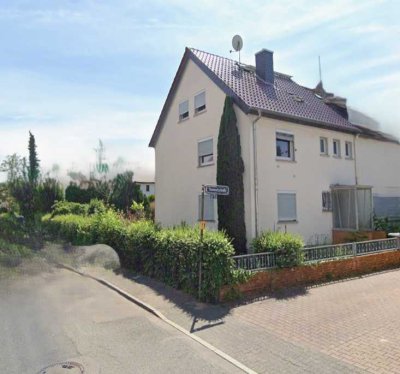 Renoviertes 6-Zimmer Reihenhaus mit Garage in Frankfurt-Sindlingen
