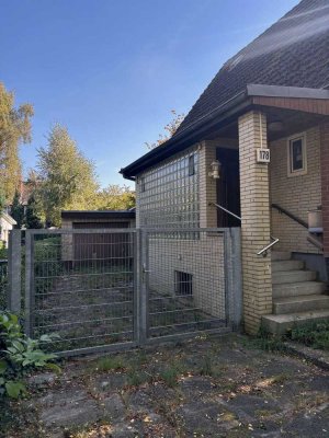 Baugrundstück in begehrter Lage mit Altbestand zum Abriss