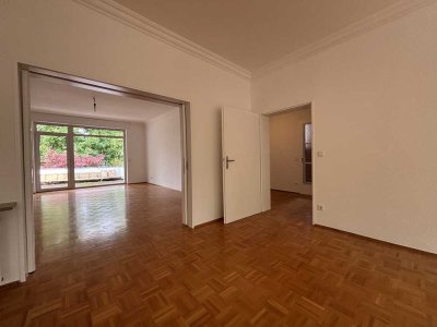 Feinste Westendlage für den gehobenen Anspruch mit Parkett, hohen Decken und 22 qm Terrasse